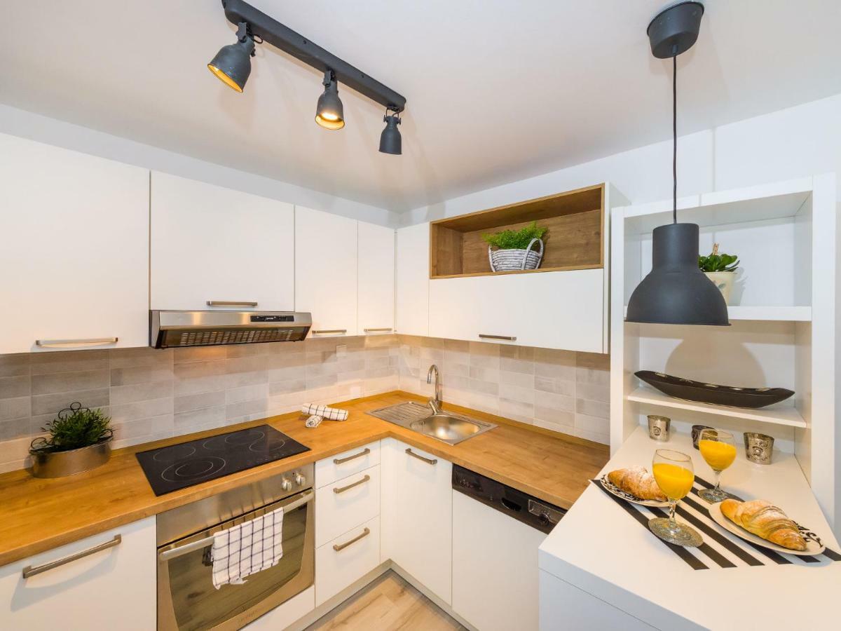 Navis Luxury Apartments Vodice Exterior foto
